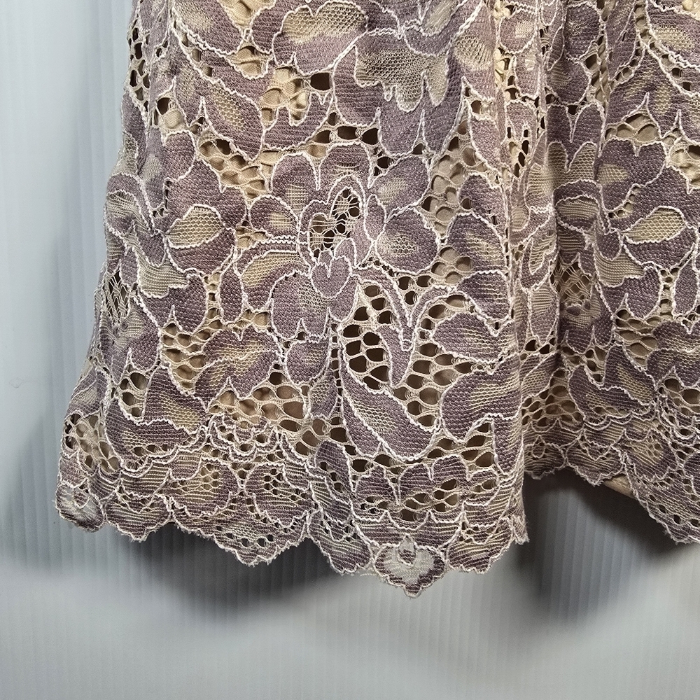 Eliza J Lace Fit And Flare Dress With Three-Quarter Bell Sleeves Size 8 Lined - Picture 9 of 16